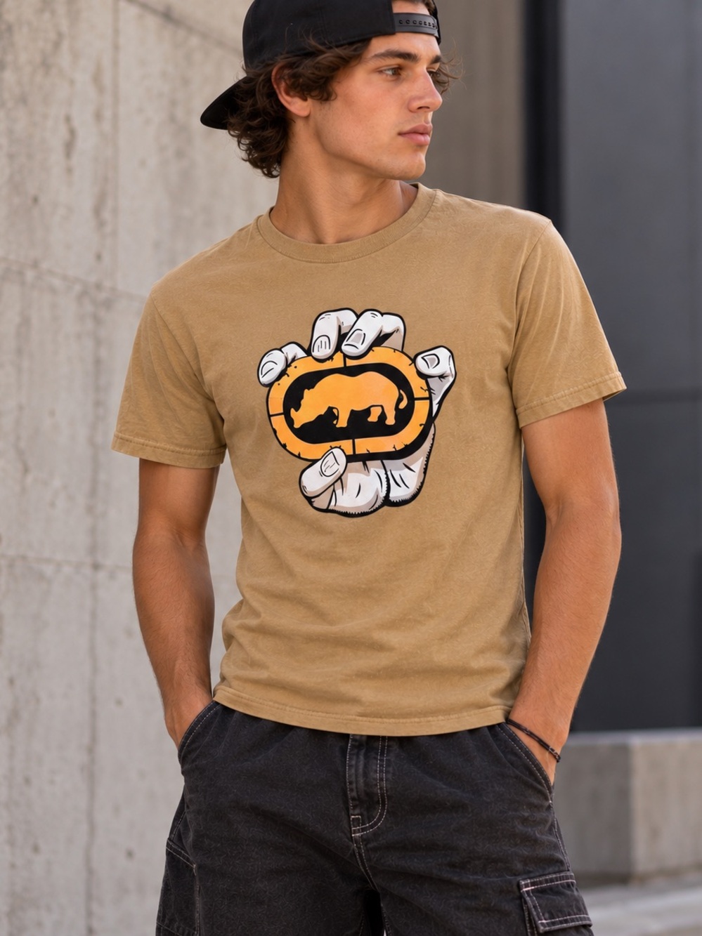 Ecko Unltd Y2K Hand & Rhino Graphic T-Shirt Hard to Find